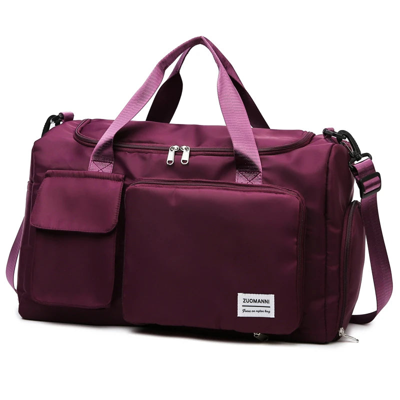 Burgundy duffel gym bag with compartments – Aizüafit collection